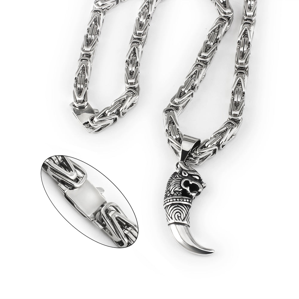 Vatu Silver Pendant Necklace